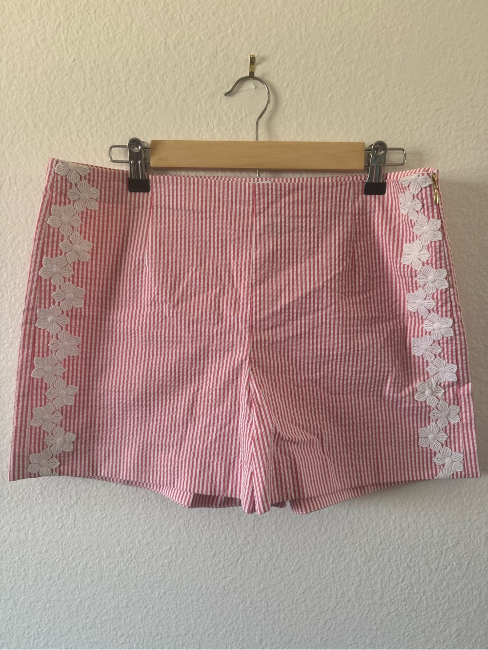Draper James Pink Seersucker Lace-Trim Shorts